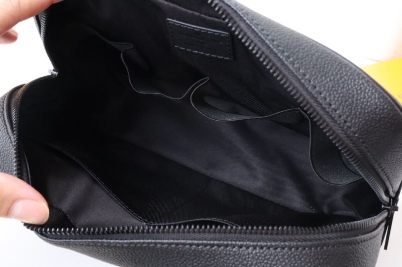 Louis Vuitton Clutch Bags